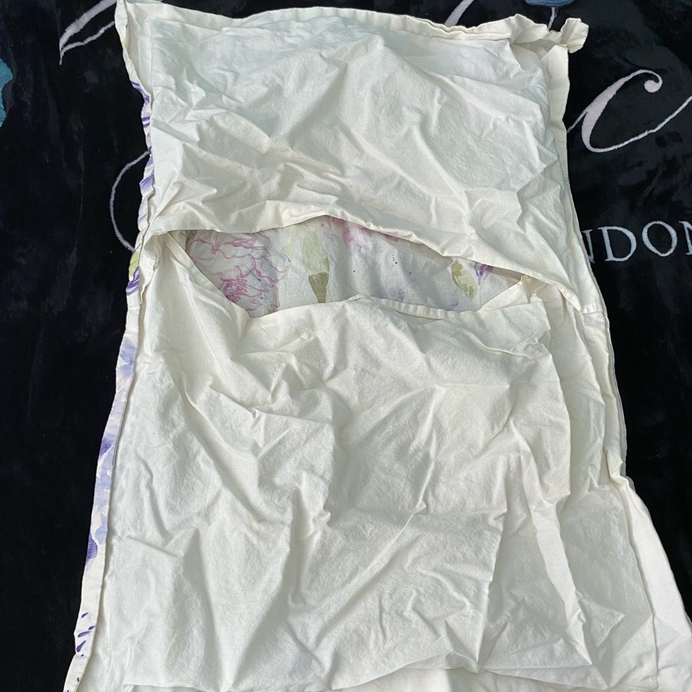 Floral pillow case